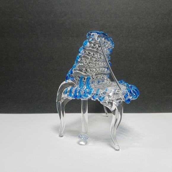Hand Blown Spun Art Glass Mini Blue and Clear Grand Piano Figurine 3x3x2" - Picture 5 of 8